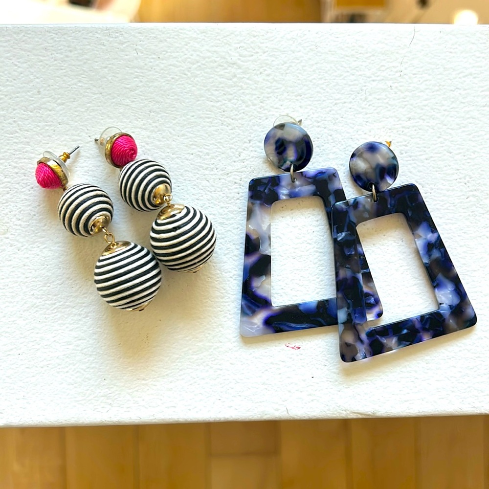 Two pairs of earrings